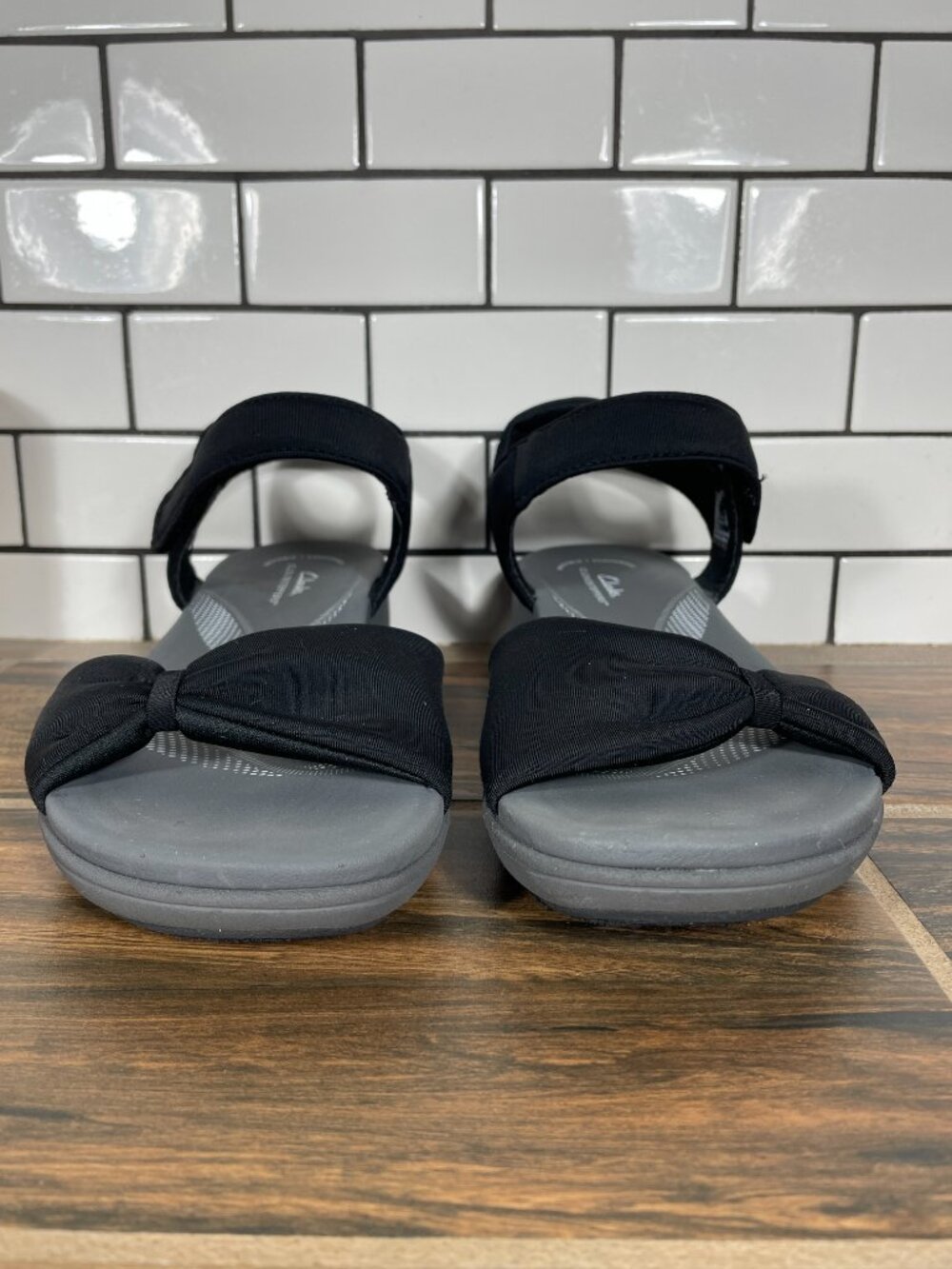 Clarks Breeze Rae Sara Shoes Womens Size 9 Black Cloudsteppers Strappy Sandal - Picture 2 of 12